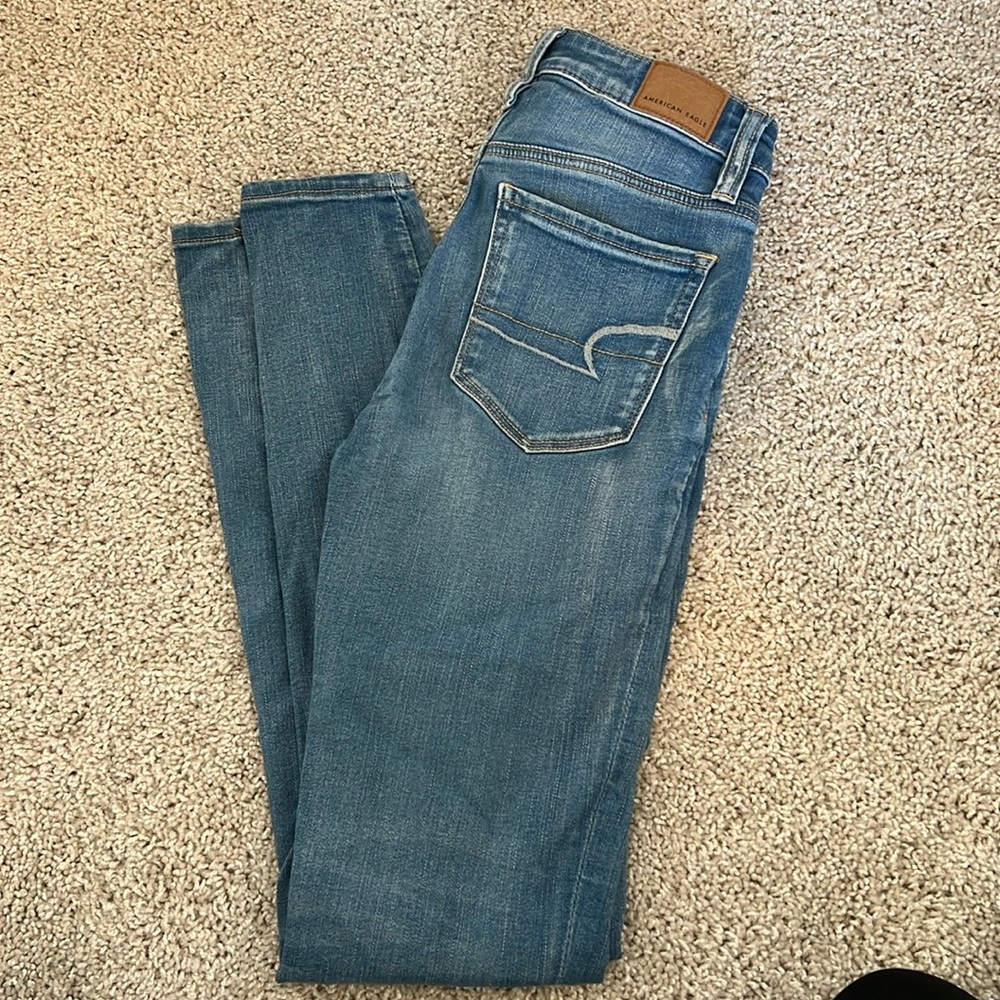 Women’s American Eagle Skinny Jean